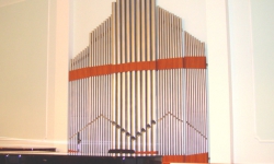 Полноразмерная модель органа в музыкальной школе г.Лангепас